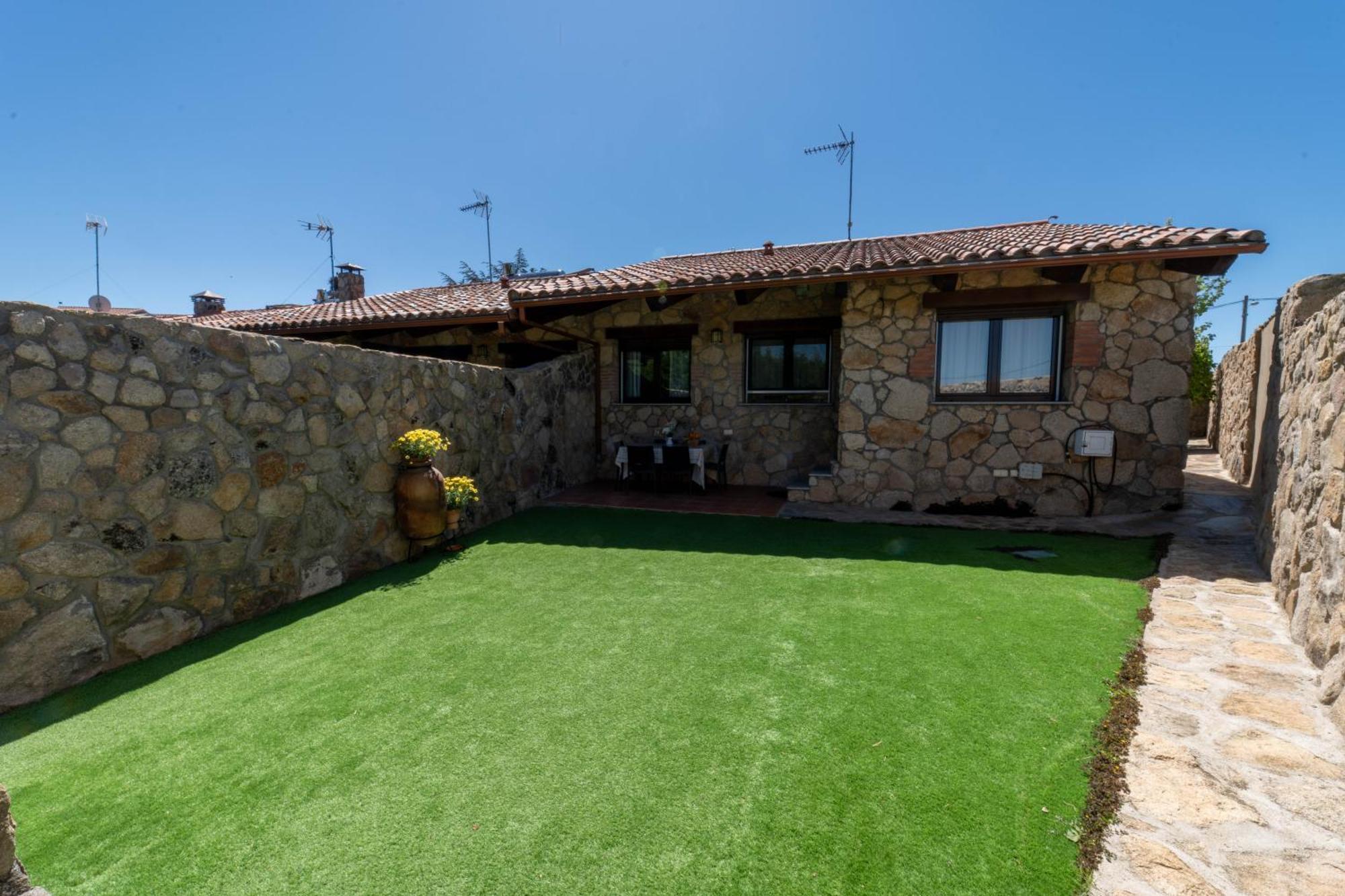 Casa Rural Los Cantaros. Zarapicos Exterior foto